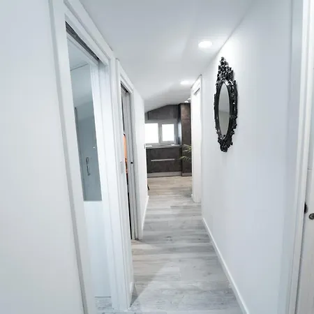 Buhardilla Primera Linea De Playa, Wifi, Netflix * קומיאס