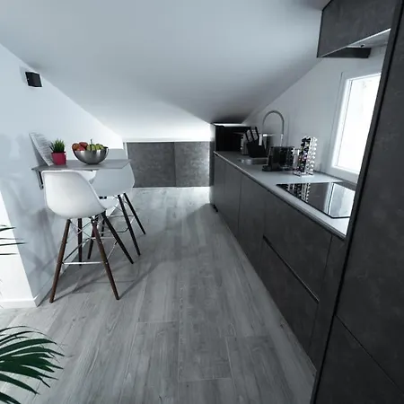 Apartment Buhardilla En Primera Linea De Playa, Wifi, Netflix