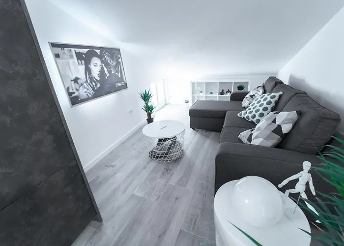 Buhardilla Primera Linea De Playa, Wifi, Netflix Comillas