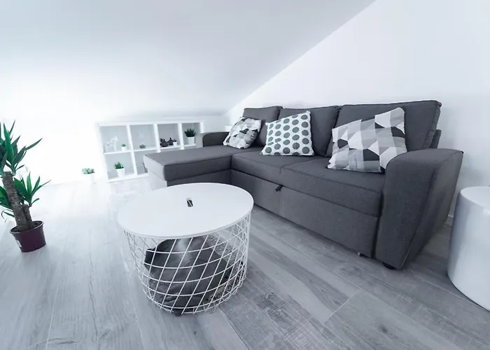 Buhardilla Primera Linea De Playa, Wifi, Netflix Lägenhet Comillas