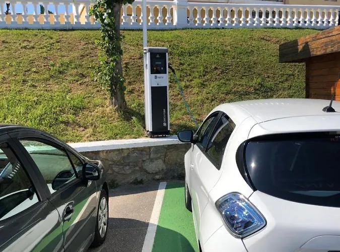 Buhardilla Primera Linea De Playa, Wifi, Netflix Lägenhet Comillas