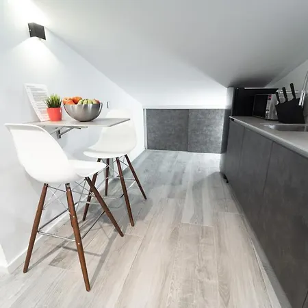 Buhardilla Primera Linea De Playa, Wifi, Netflix