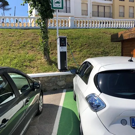 Buhardilla En Primera Linea De Playa, Wifi, Netflix Lejlighed Comillas